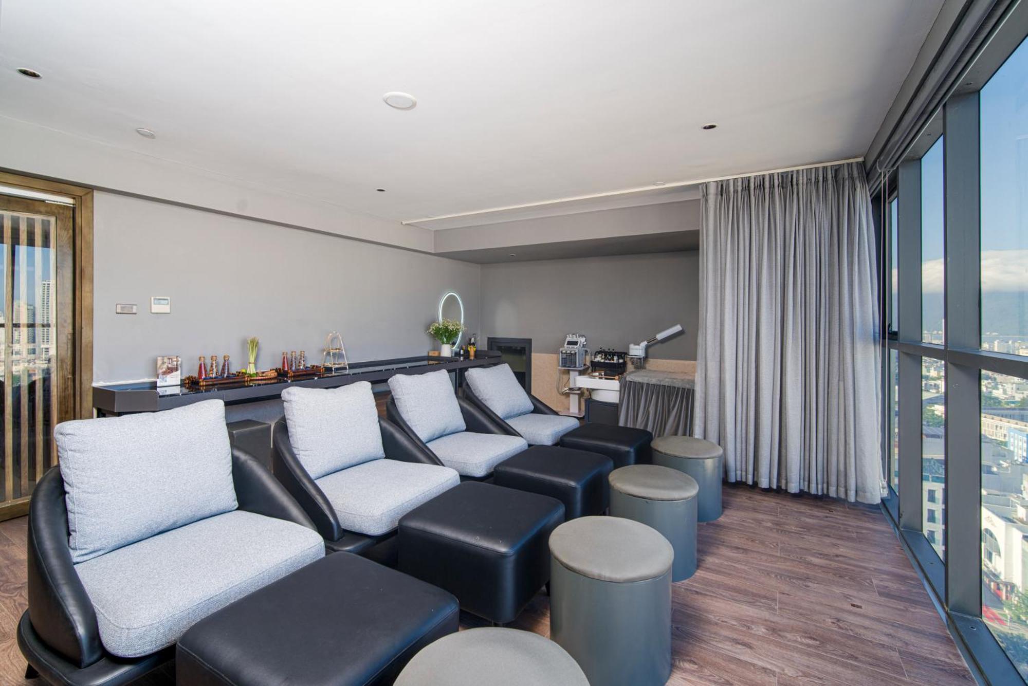 Luxtery Hotel & Spa Da Nang Eksteriør billede