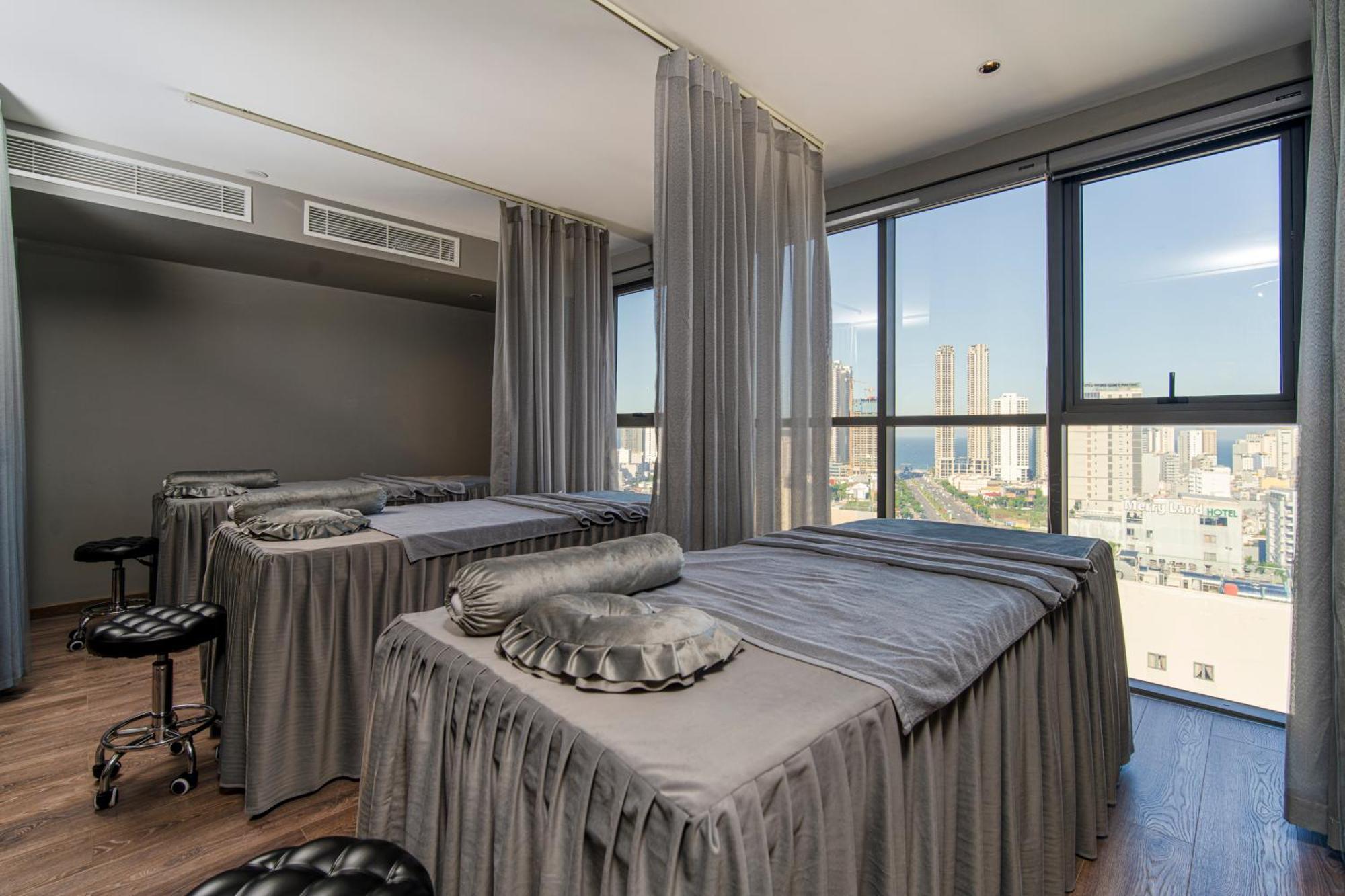 Luxtery Hotel & Spa Da Nang Eksteriør billede