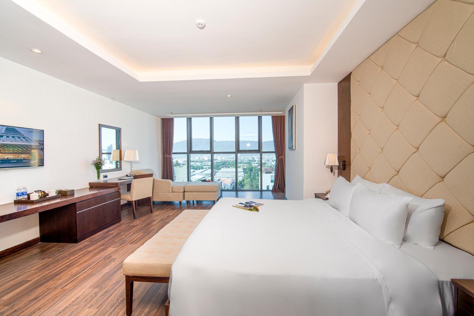 Luxtery Hotel & Spa Da Nang Eksteriør billede