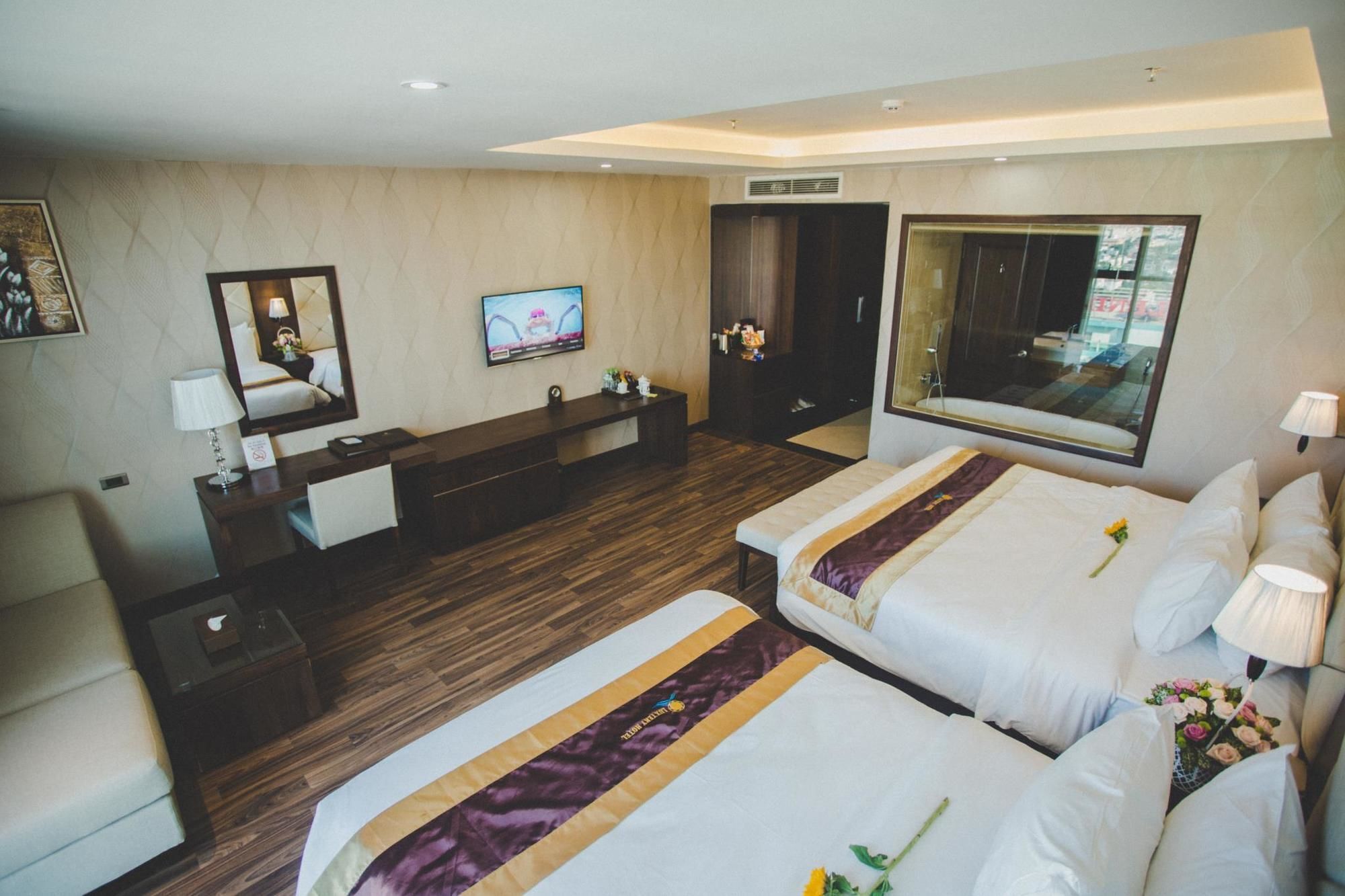 Luxtery Hotel & Spa Da Nang Eksteriør billede